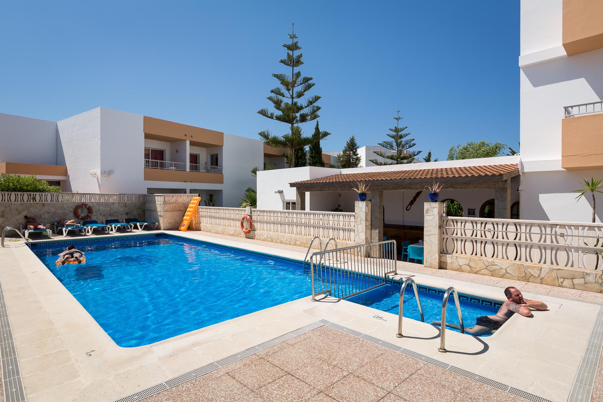 Apartamentos Zodiac Сан-Антонио-Абад Экстерьер фото