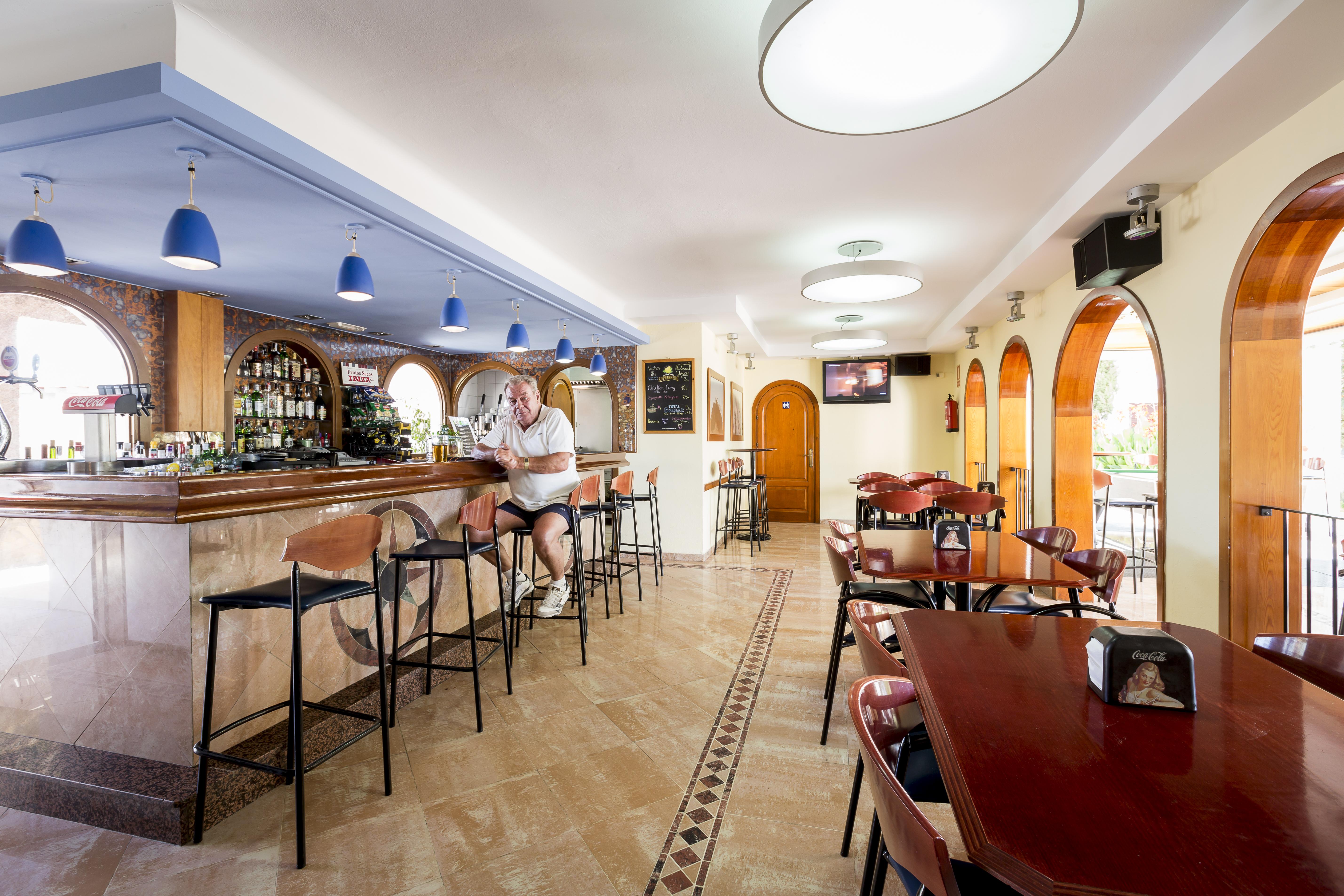 Apartamentos Zodiac Сан-Антонио-Абад Экстерьер фото